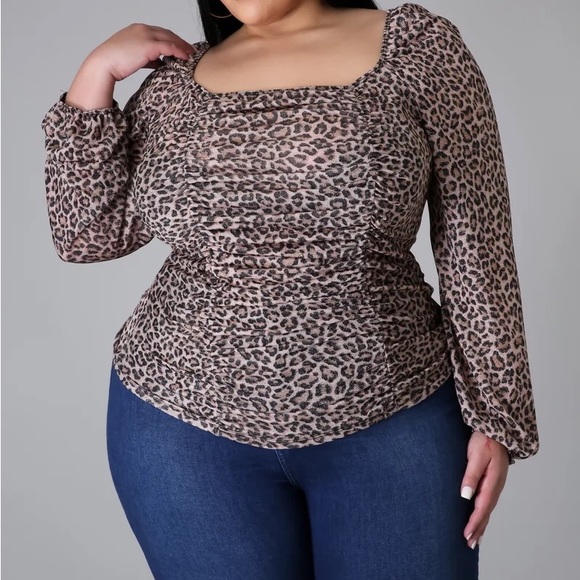 Omari Leopard Print Top - Picture 3 of 3